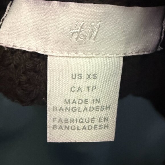 H&M Brown Ribbed Knit Turtleneck Sweater - Size XS - Picture 2 of 6